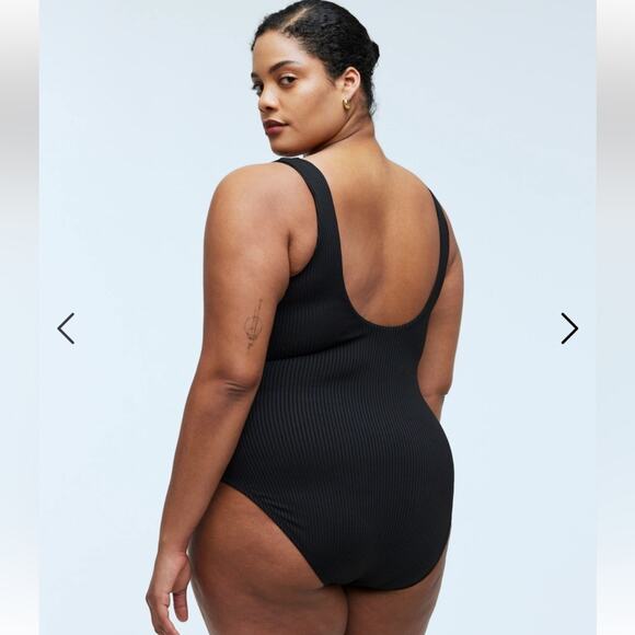 Madewell Plus Ribbed Scoop-Neck One-Piece Swimsuit Black Size 4X - Picture 3 of 6